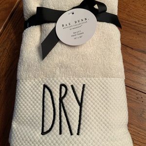 Rae Dunn DRY hand towels- set of 2